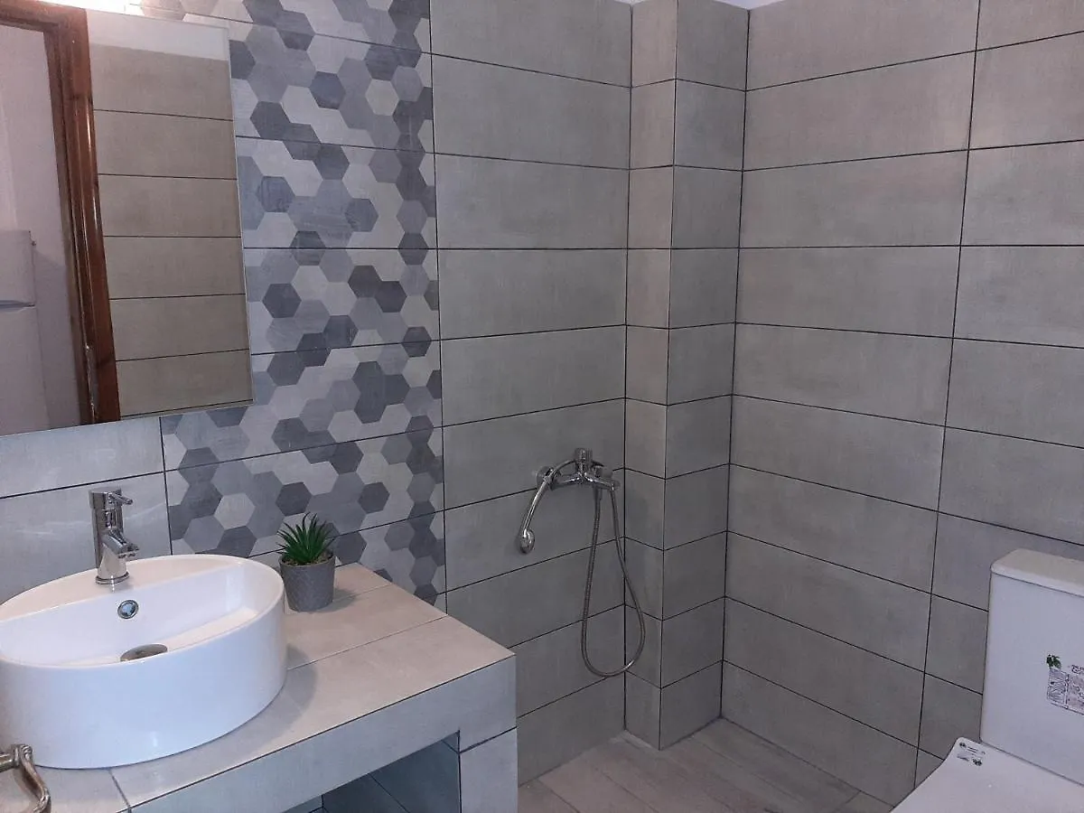 Mariza Apartments -Studios Hanioti